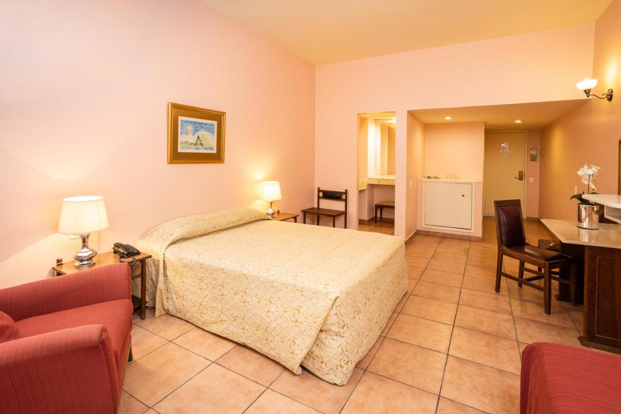 Quarto Duplo Standard