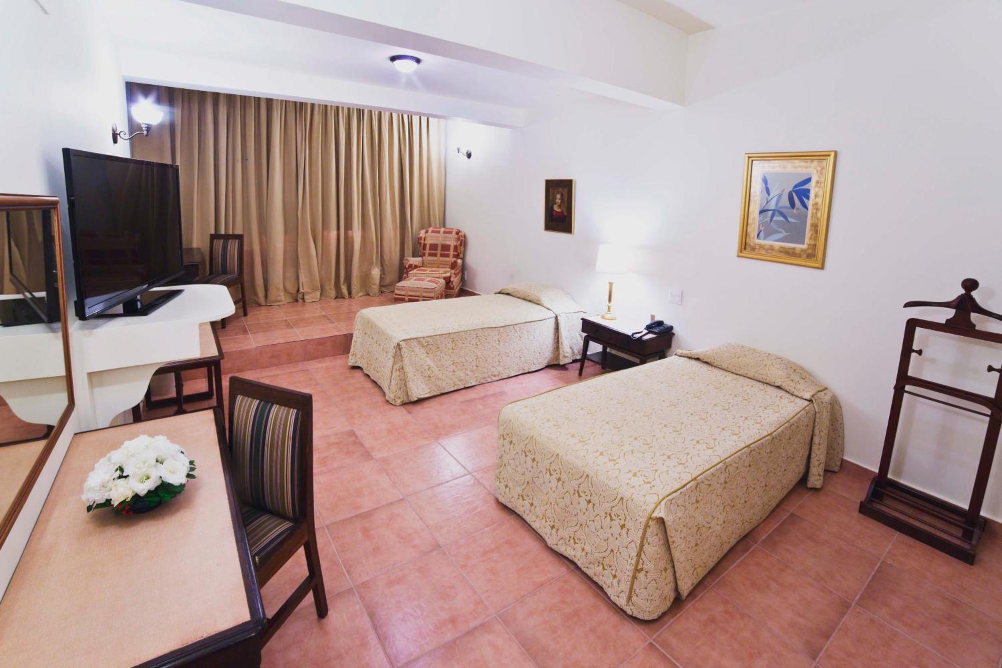 Standard Twin Room,1200689701:JPEG